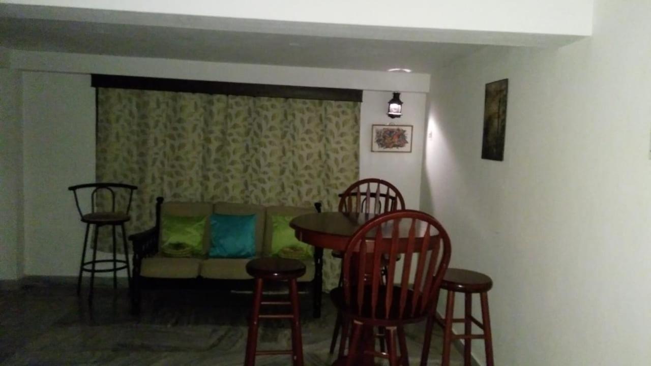 Urban Retreat Homestay Μπανγκαλόρ Εξωτερικό φωτογραφία